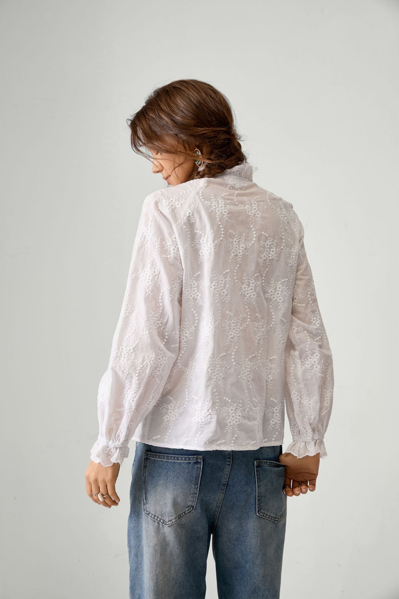 Vauissi stand-collar lace white shirt